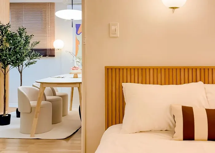 Heart Of Gangnam,garosu-gil, 10minute Walk From Sinsa Station * Séoul