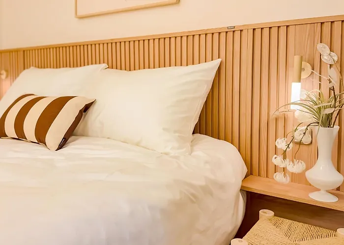 Appartement Heart Of Gangnam,garosu-gil, 10minute Walk From Sinsa Station