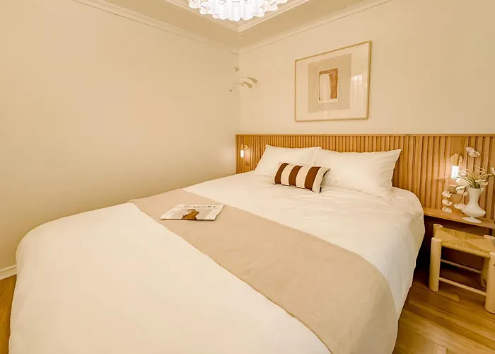 Heart Of Gangnam,garosu-gil, 10minute Walk From Sinsa Station Appartement *