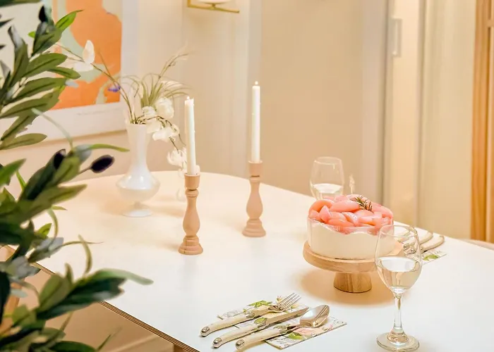 Appartement Heart Of Gangnam,garosu-gil, 10minute Walk From Sinsa Station *
