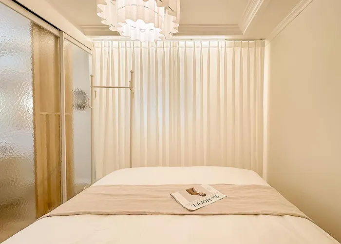 Appartement Heart Of Gangnam,garosu-gil, 10minute Walk From Sinsa Station