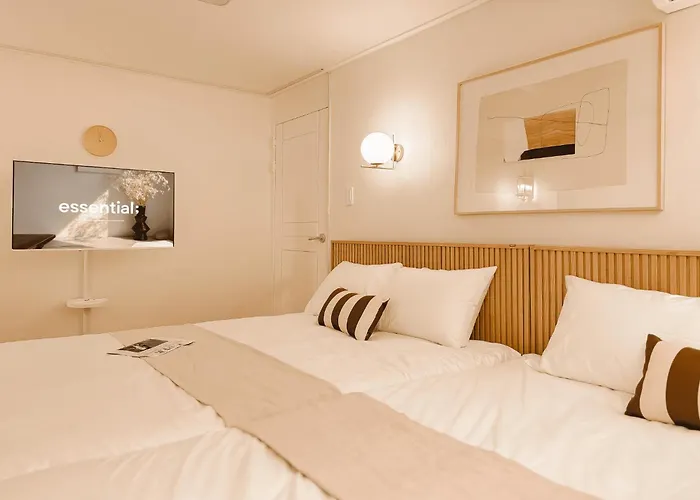 Heart Of Gangnam,garosu-gil, 10minute Walk From Sinsa Station * Séoul