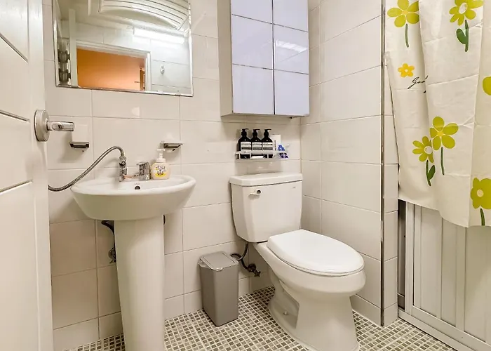 Heart Of Gangnam,garosu-gil, 10minute Walk From Sinsa Station Appartement *